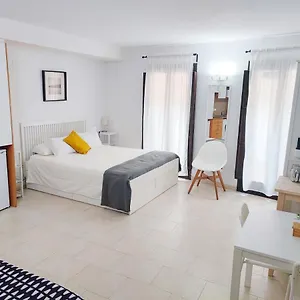 lateral-rooms-girona.topcostabravahotels.com/